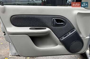 Седан Renault Clio 2006 в 