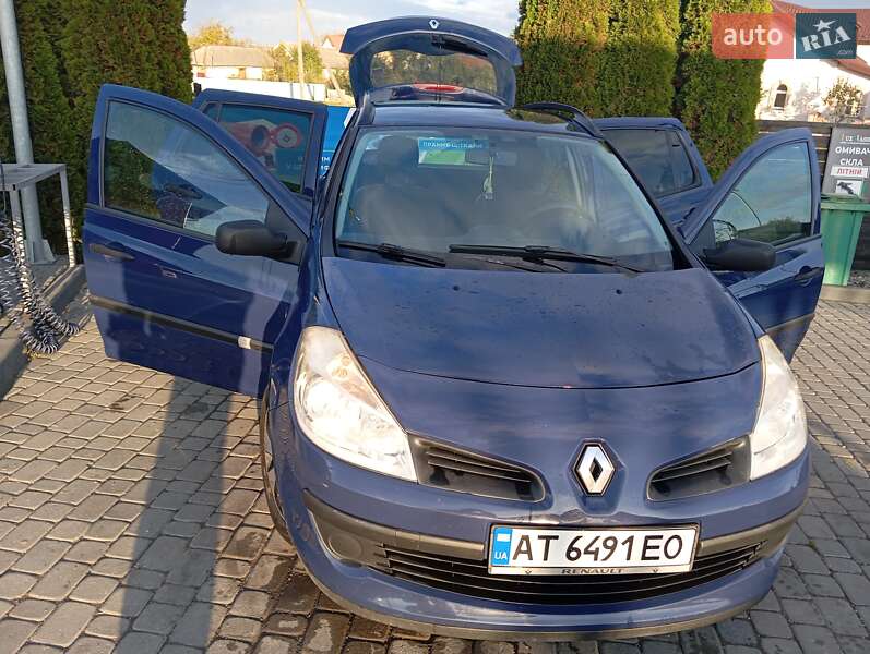 Универсал Renault Clio 2008 в Ивано-Франковске