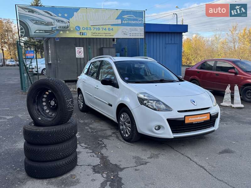 Універсал Renault Clio 2011 в 
