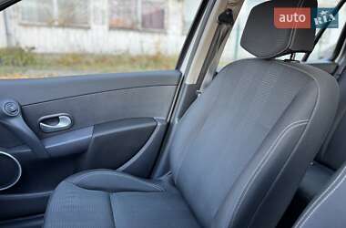 Універсал Renault Clio 2011 в 