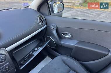 Універсал Renault Clio 2011 в 