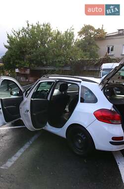 Хэтчбек Renault Clio 2009 в 