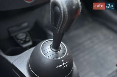 Седан Renault Clio 2010 в 