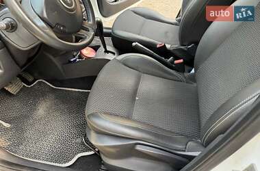 Универсал Renault Clio 2011 в 