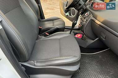 Универсал Renault Clio 2011 в 