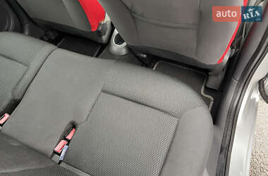 Хетчбек Renault Clio 2007 в 