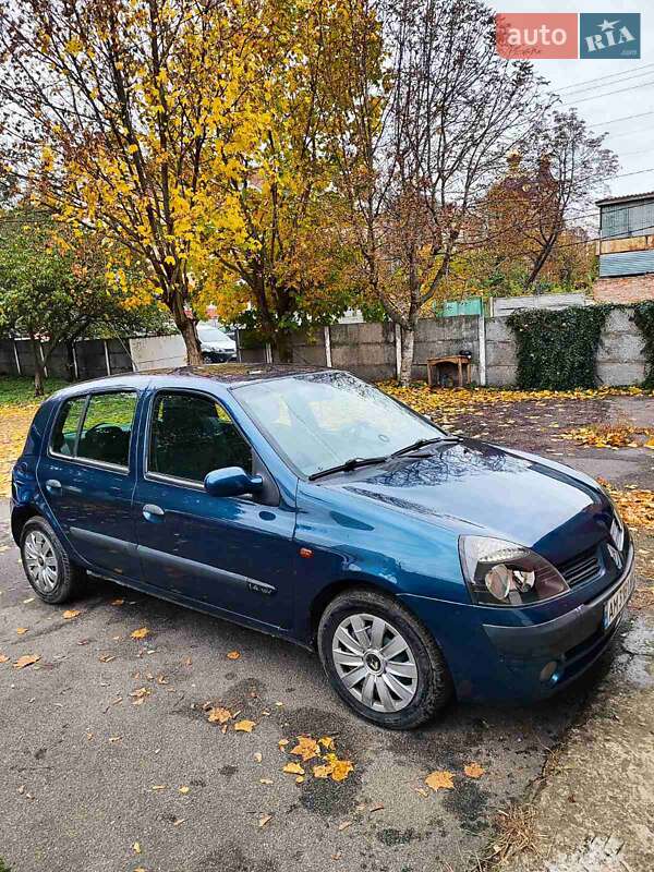 Renault Clio 2002