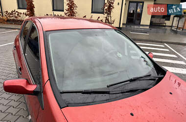Хетчбек Renault Clio 2007 в 