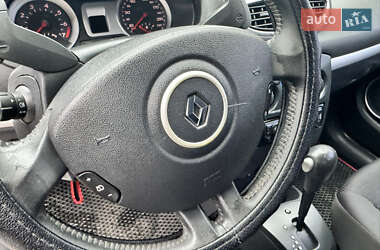 Хетчбек Renault Clio 2007 в 