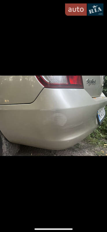 Седан Renault Clio 2008 в Києві