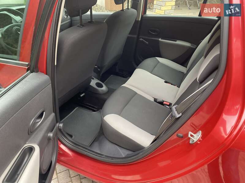 Универсал Renault Clio 2009 в Радивилове фото 21 Универсал Renault Clio 2009 в Радивилове