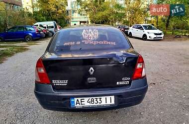 Седан Renault Clio 2005 в 