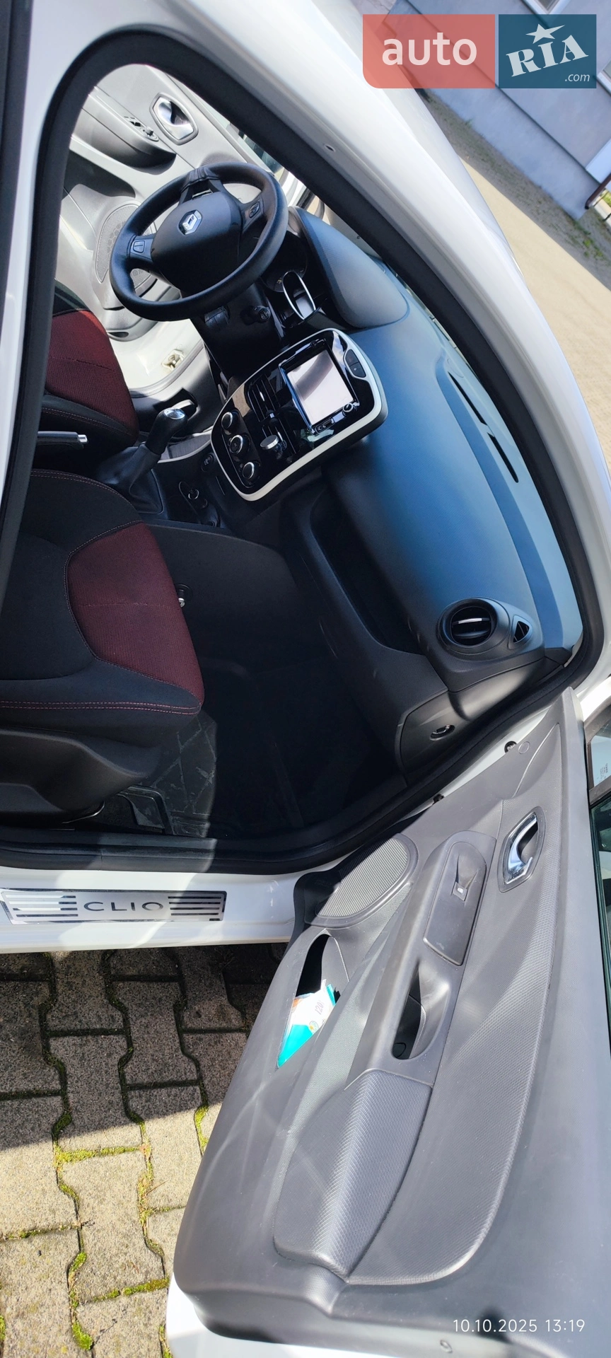 2015 Renault Clio - мініатюра 14