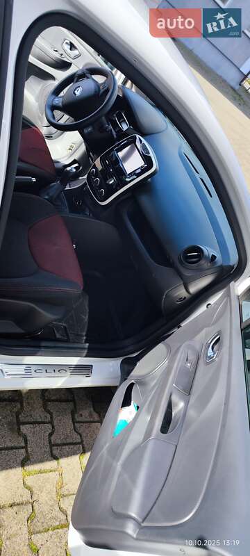 Хетчбек Renault Clio 2015 в Львові