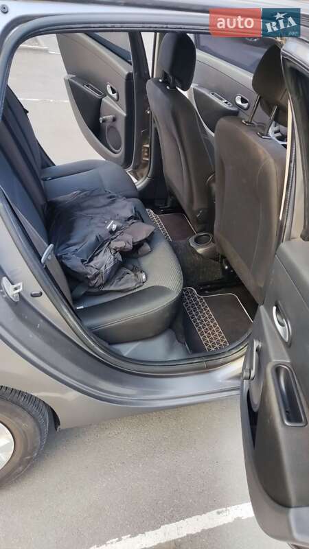 Універсал Renault Clio 2012 в Вінниці фото 3 Універсал Renault Clio 2012 в Вінниці