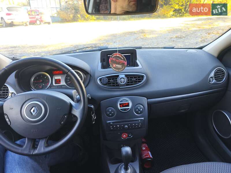 Хетчбек Renault Clio 2010 в Львові фото 14 Хетчбек Renault Clio 2010 в Львові