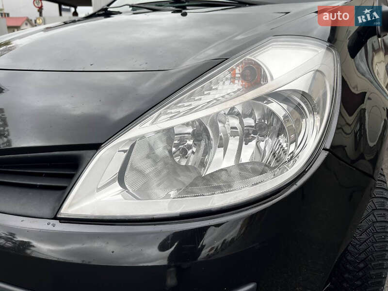 Універсал Renault Clio 2009 в Києві