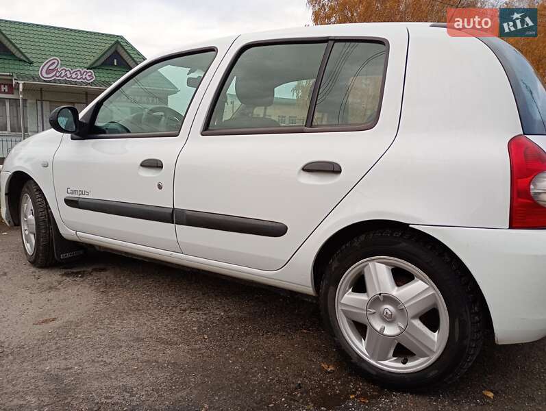 Хетчбек Renault Clio 2011 в Полтаві фото 37 Хетчбек Renault Clio 2011 в Полтаві