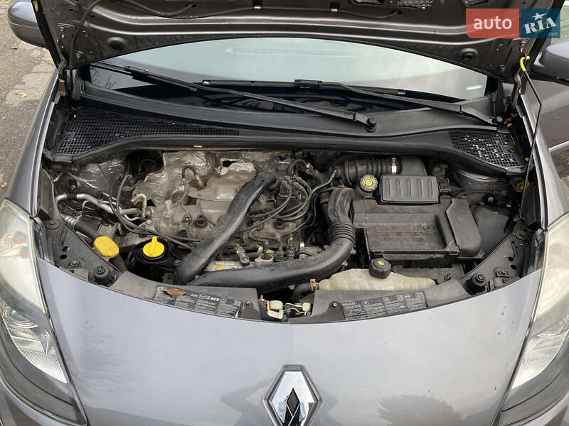 Універсал Renault Clio 2009 в Києві фото 15 Універсал Renault Clio 2009 в Києві