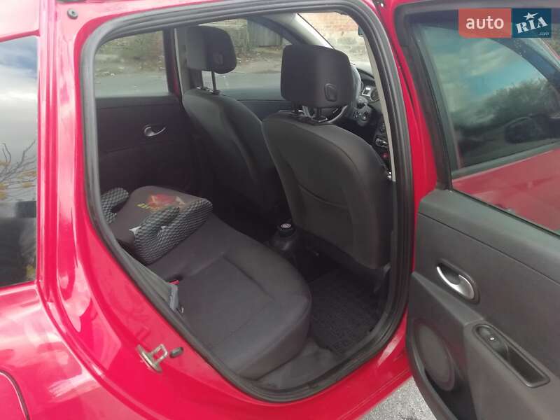 Универсал Renault Clio 2008 в Жмеринке фото 36 Универсал Renault Clio 2008 в Жмеринке