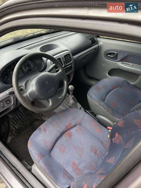 Хетчбек Renault Clio 2001 в Харкові