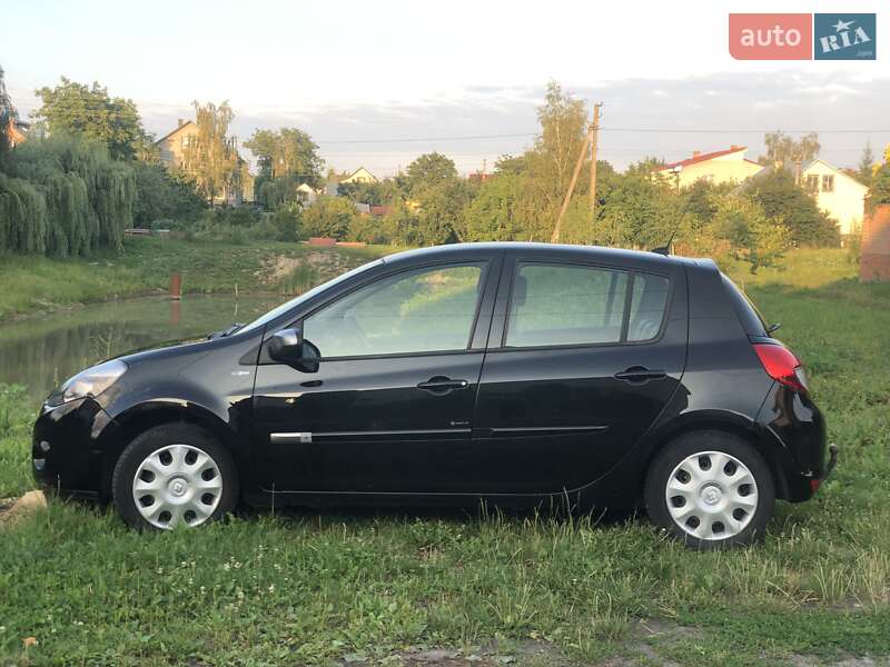 Хетчбек Renault Clio 2012 в Луцьку фото 11 Хетчбек Renault Clio 2012 в Луцьку