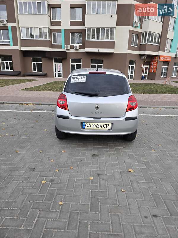 Хетчбек Renault Clio 2008 в Черкасах фото 4 Хетчбек Renault Clio 2008 в Черкасах