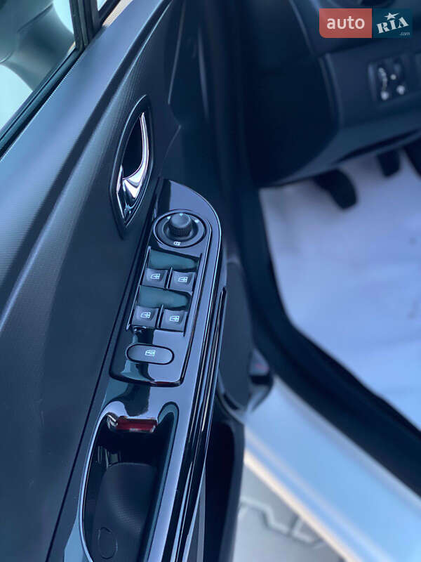 Универсал Renault Clio 2013 в Калуше фото 5 Универсал Renault Clio 2013 в Калуше