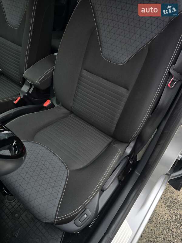 Универсал Renault Clio 2013 в Киеве фото 19 Универсал Renault Clio 2013 в Киеве