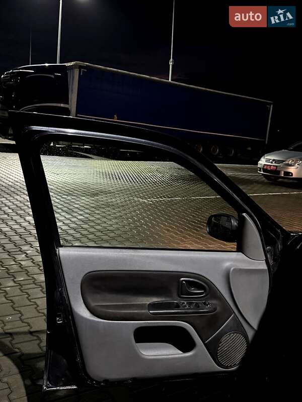 Седан Renault Clio 2008 в Горохові