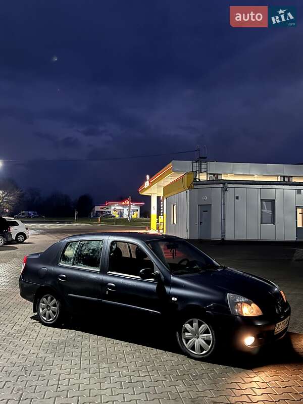 Седан Renault Clio 2008 в Горохові