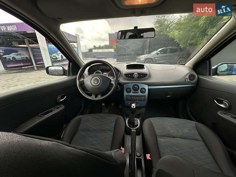 Хетчбек Renault Clio 2009 в Рівному фото 7 Хетчбек Renault Clio 2009 в Рівному
