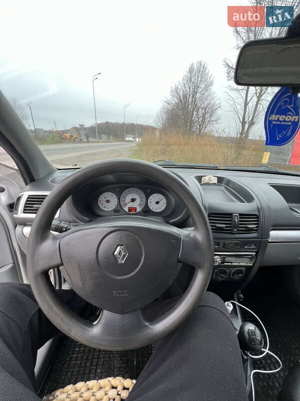 Седан Renault Clio 2007 в Виннице