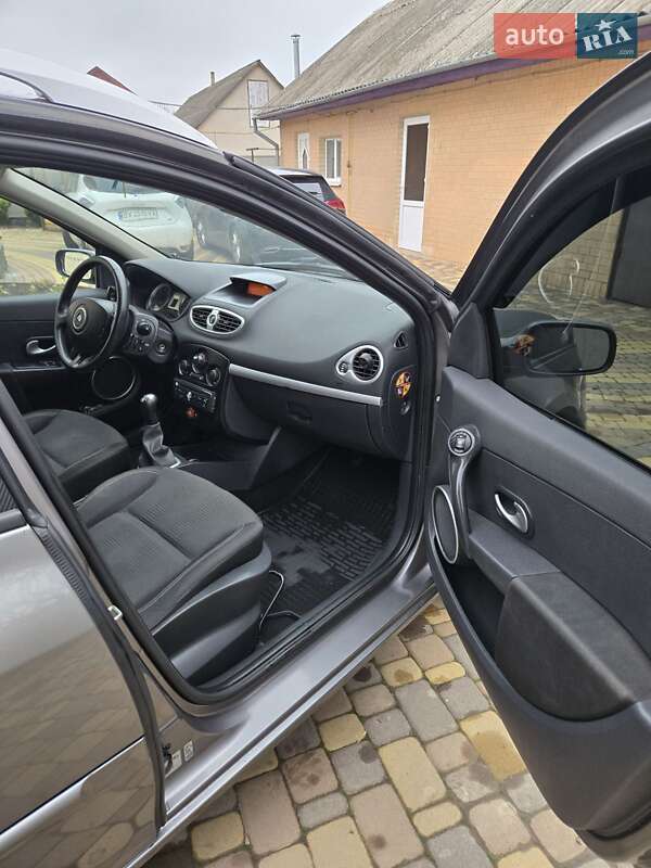 Универсал Renault Clio 2009 в Летичеве фото 11 Универсал Renault Clio 2009 в Летичеве
