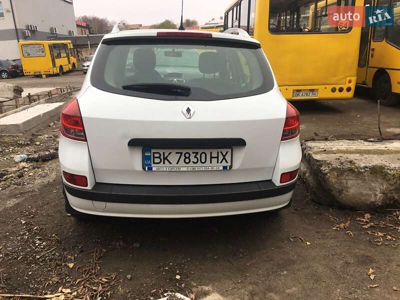 Універсал Renault Clio 2011 в Рівному фото 3 Універсал Renault Clio 2011 в Рівному