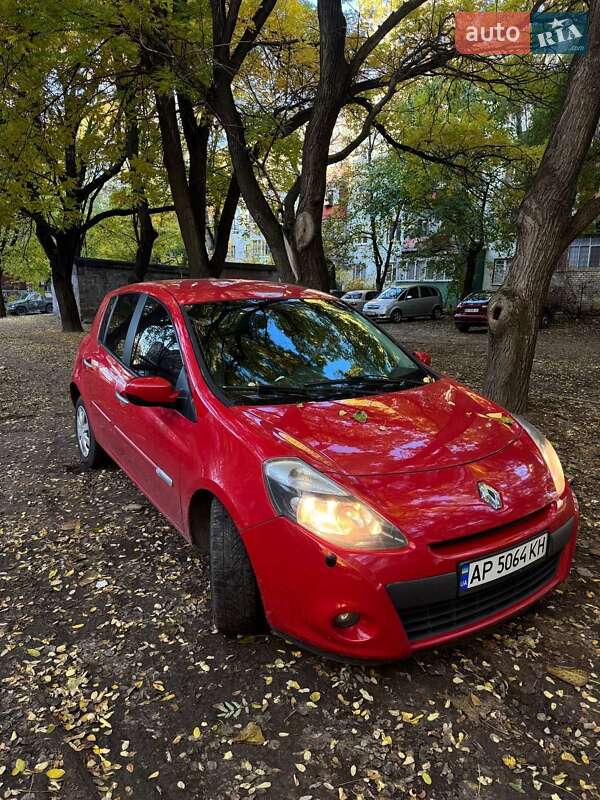 Хэтчбек Renault Clio 2012 в Запорожье
