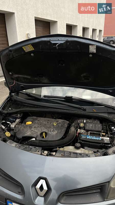 Хетчбек Renault Clio 2005 в Рівному фото 12 Хетчбек Renault Clio 2005 в Рівному
