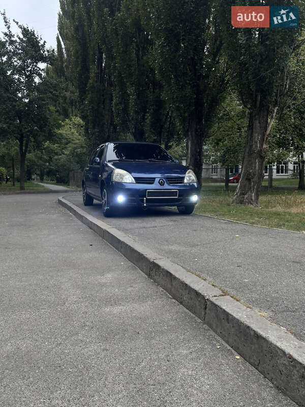 Седан Renault Clio 2007 в Києві