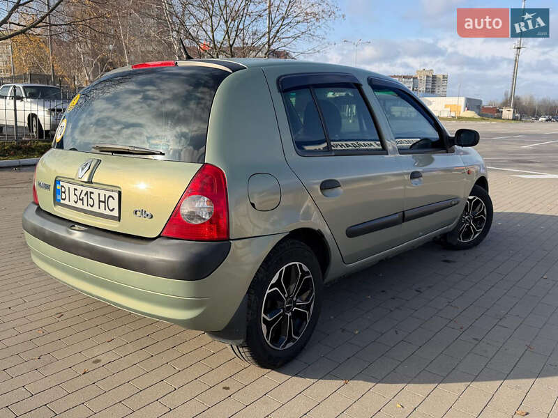 Хетчбек Renault Clio 2003 в Сумах