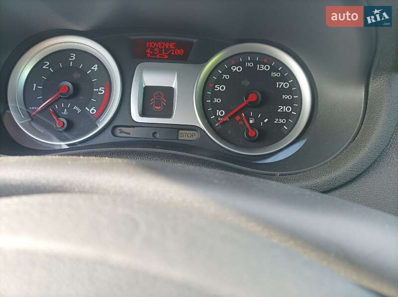 Універсал Renault Clio 2009 в Білій Церкві фото 25 Універсал Renault Clio 2009 в Білій Церкві