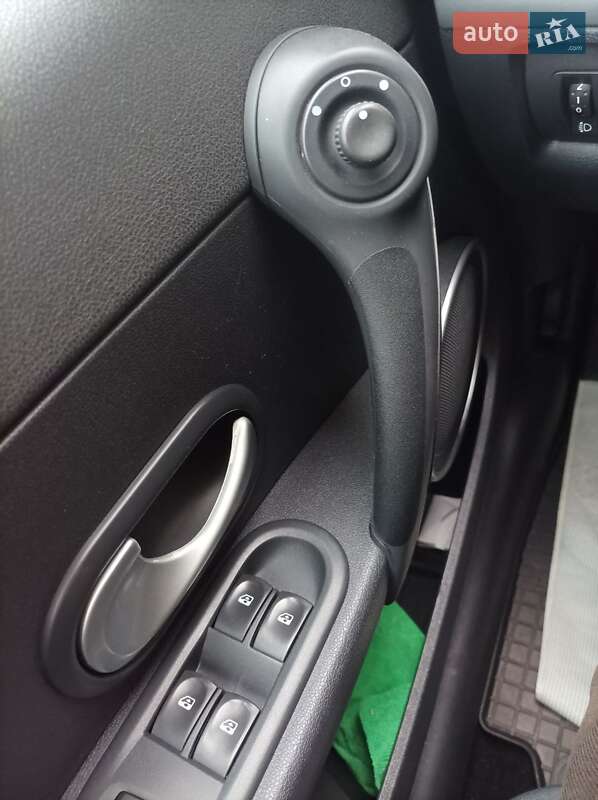 Універсал Renault Clio 2009 в Білій Церкві фото 35 Універсал Renault Clio 2009 в Білій Церкві