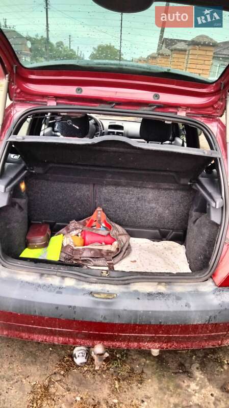 Хетчбек Renault Clio 2002 в Коростені фото 2 Хетчбек Renault Clio 2002 в Коростені