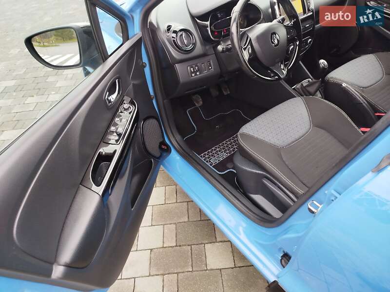 Универсал Renault Clio 2013 в Хмельницком