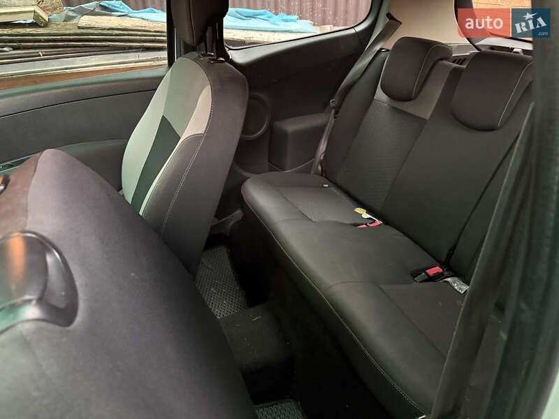 Хетчбек Renault Clio 2010 в Запоріжжі