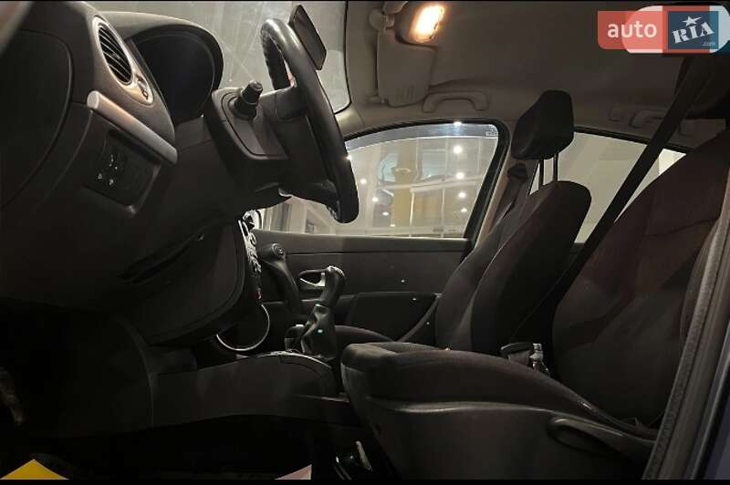 Универсал Renault Clio 2008 в Львове