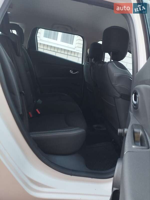 Универсал Renault Clio 2018 в Звягеле