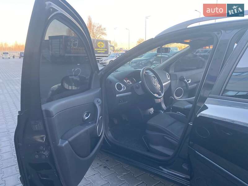 Універсал Renault Clio 2009 в Києві