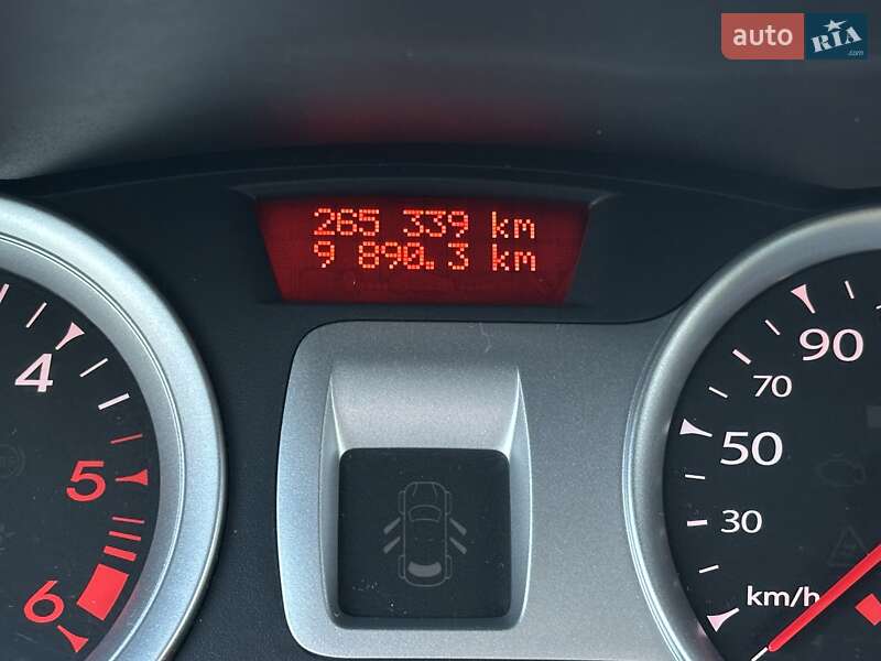 Хетчбек Renault Clio 2011 в Глевасі