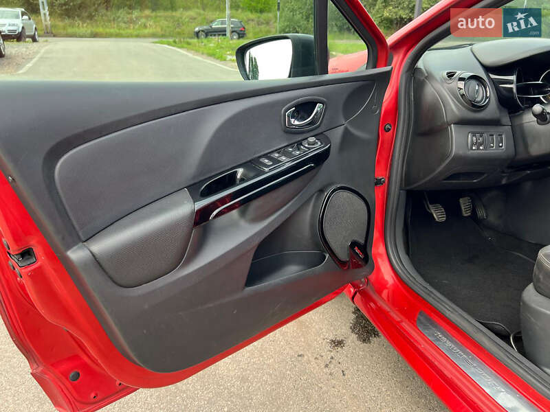 Хетчбек Renault Clio 2015 в Кропивницькому фото 13 Хетчбек Renault Clio 2015 в Кропивницькому