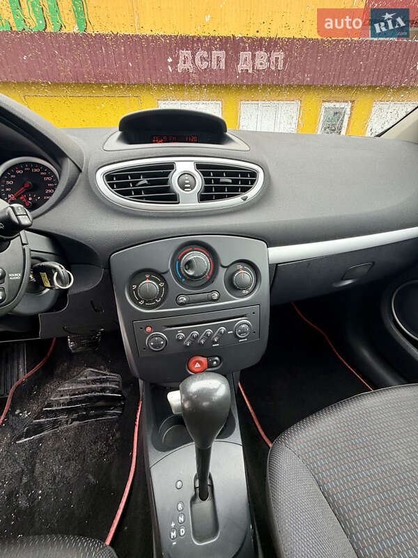 Хетчбек Renault Clio 2007 в Луцьку
